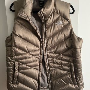 North face down vest